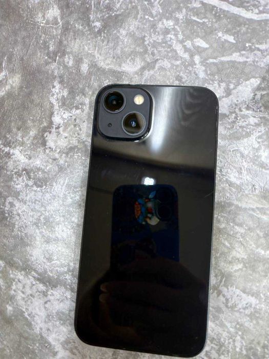 Apple iPhone 13 / 128 GB  / ЛОТ 885987  (Есик)
