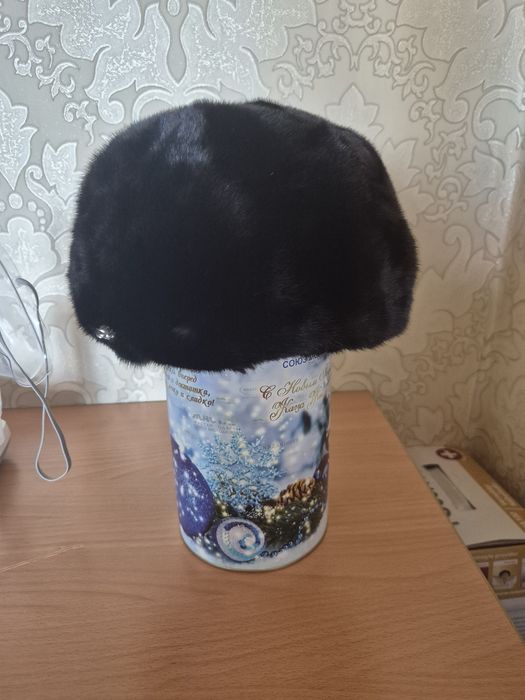 Продам ноковый берет женский