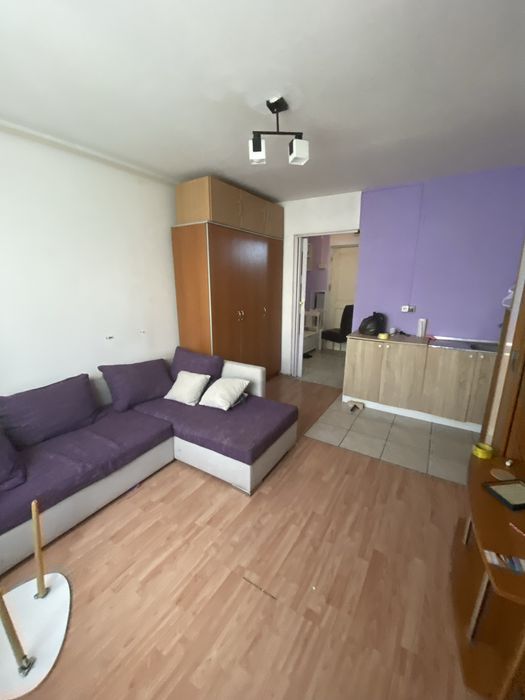 Vand Garsoniera Prundu Etaj 1 Mobilata Gaze Pret 27000€