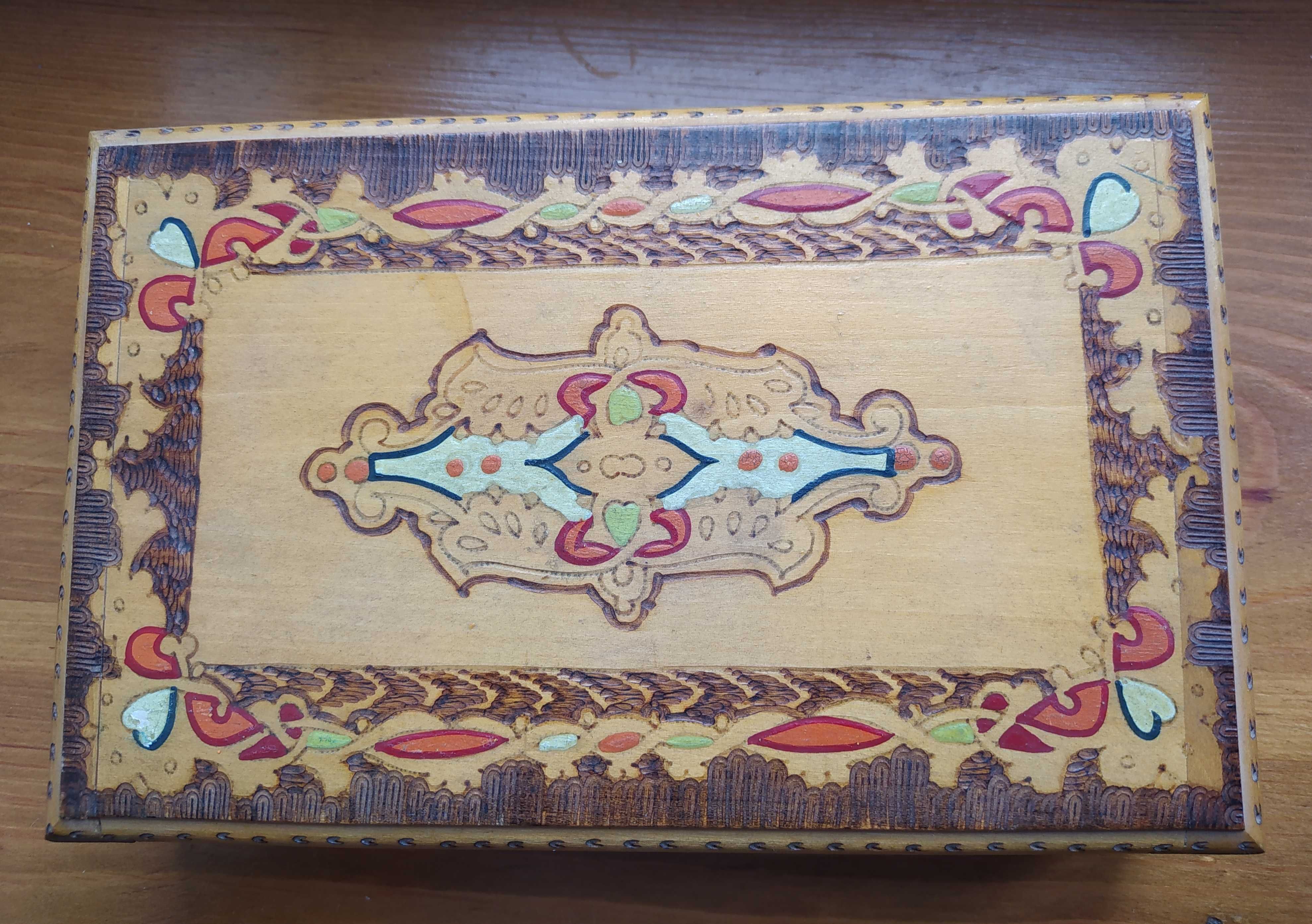 Дървена кутия за цигари гр. Разград Бели Лом • OLX.bg