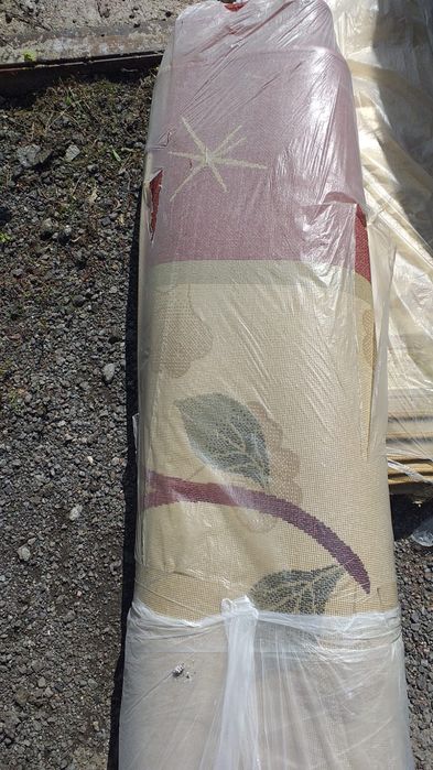 Продам ковры и коврики разные