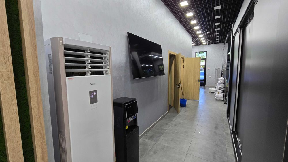 Готовый офис на первом этаже в нежилой здании с ремонтом.