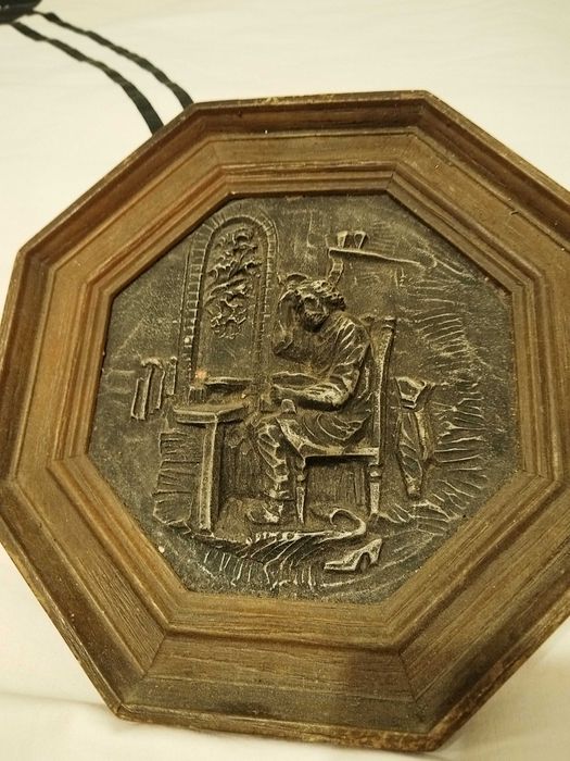 Tablou din lemn scluptat