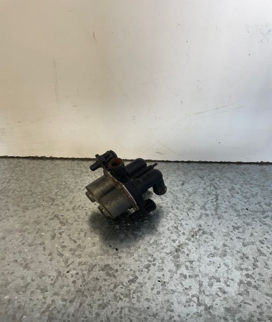 Pompa apa 001 830 3484 Mercedes-Benz C-Class W202/S202