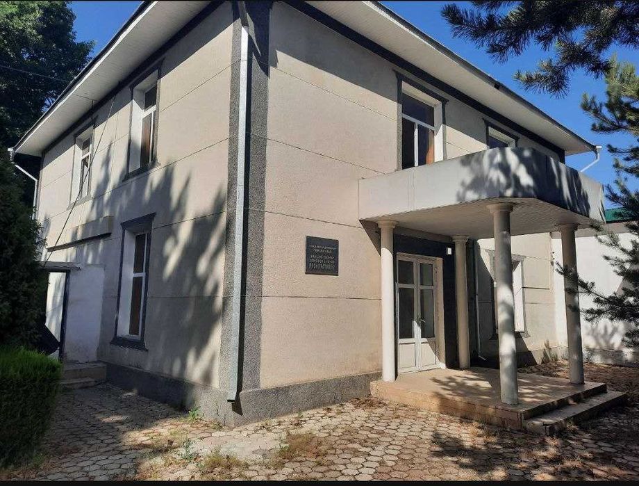 Аренда Нежилого здания с участком