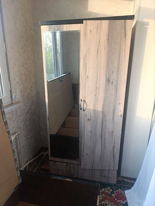 1 kishilik mebel. Divan va shakf