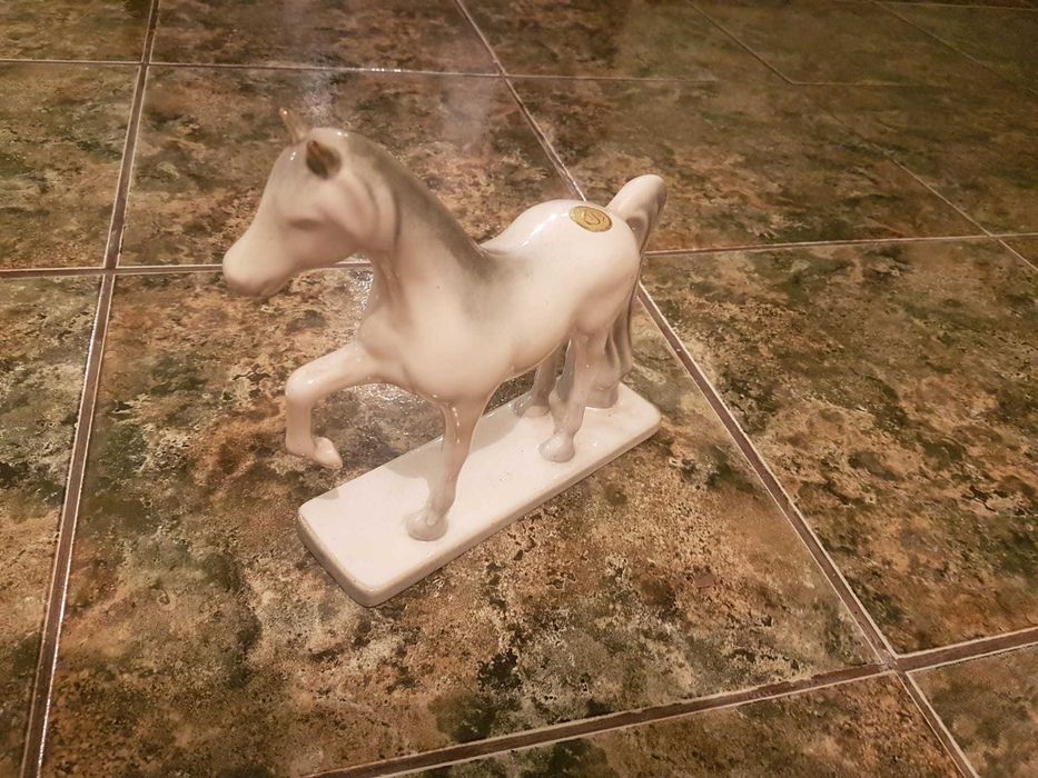 Bibelouri sufragerie