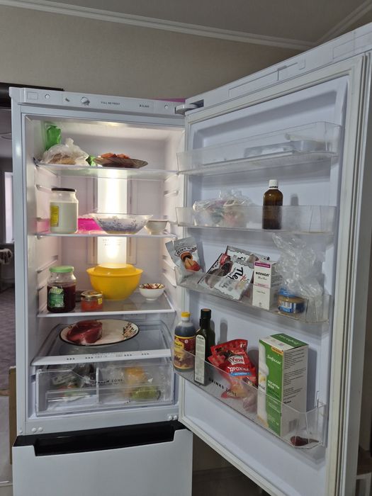 Продам холодильник