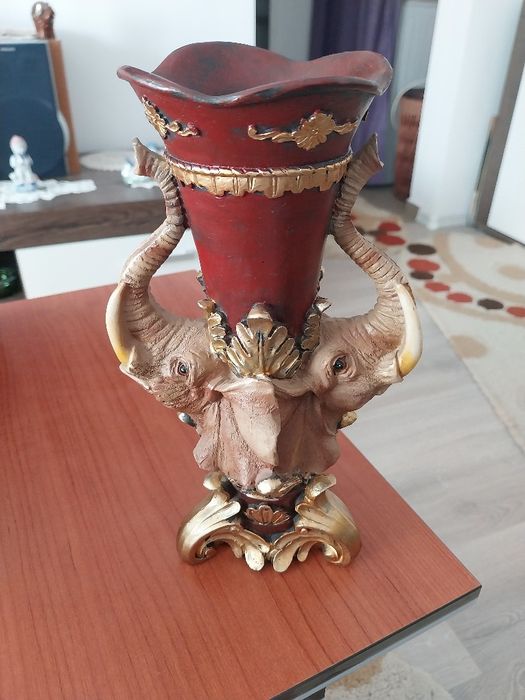 Vind bibelouri vechi