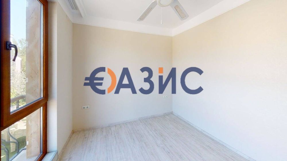 Продава се Тристаен апартамент в к.к. Слънчев бряг - 57 кв.м за 1386 €/кв.м - Снимка #9