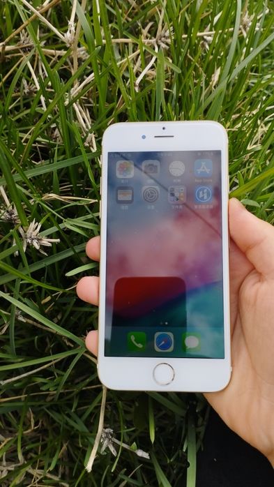 iPhone 6  88 AKB 32ГБ