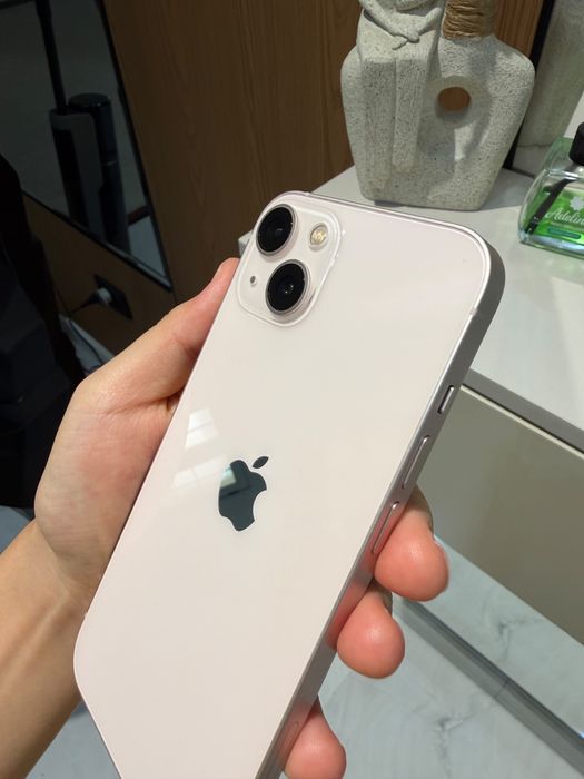 Продаю  iPhone 13