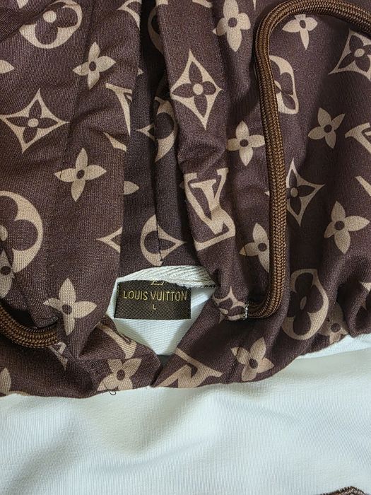 Дамски спортен комплект