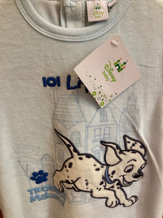 бебешко боди с копчета на гърба