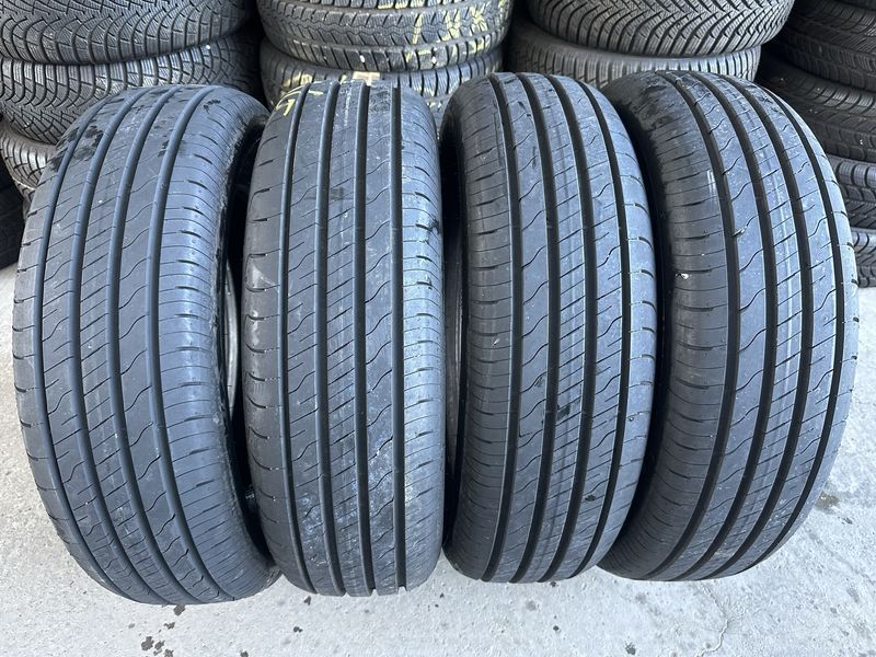 215/65/17 GOODYEAR 4бр