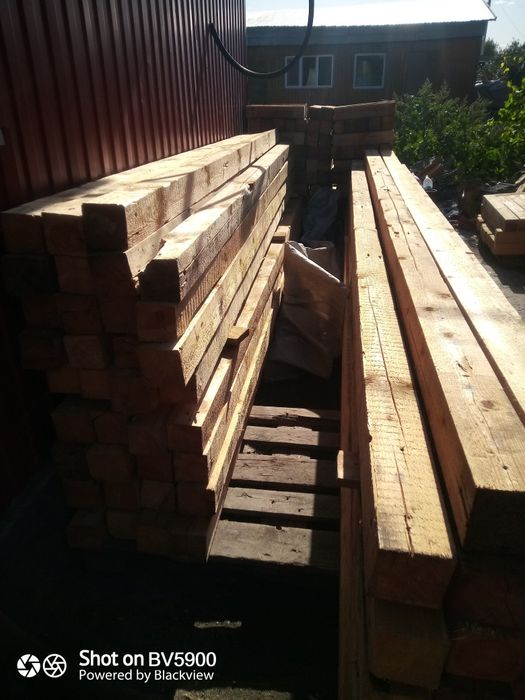 Продам брус 10на10.
