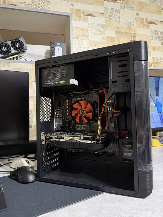 I5 9400 rx 580 ddr4 cyber power