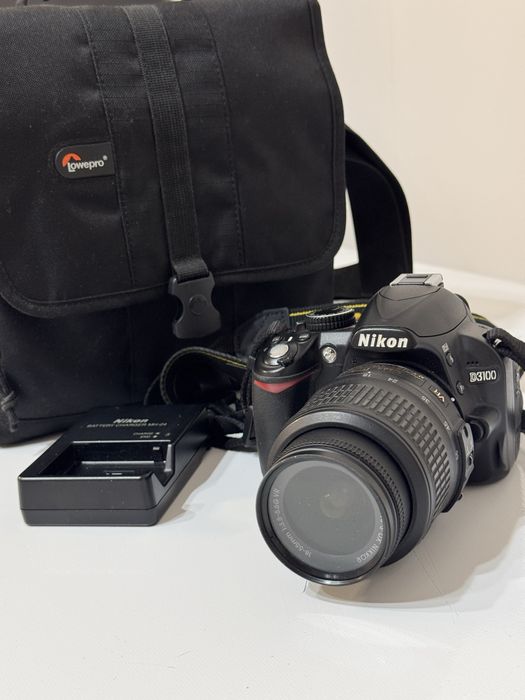 Nikon D3100 в идеальном состоянии