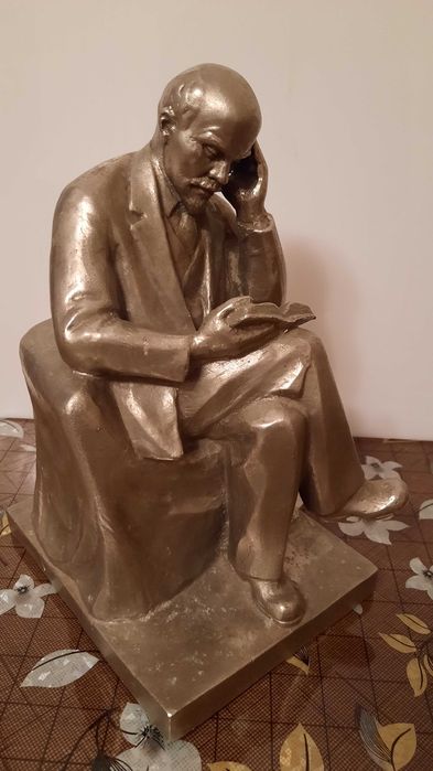 антиквариат статуэтки бюсты