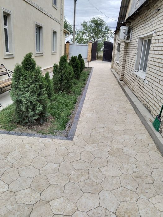 Укладка брусчатка ,бордюры