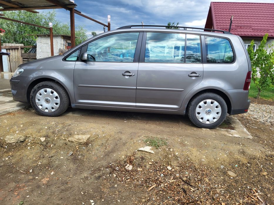 VOLKSWAGEN Touran 2009 — imagine 2