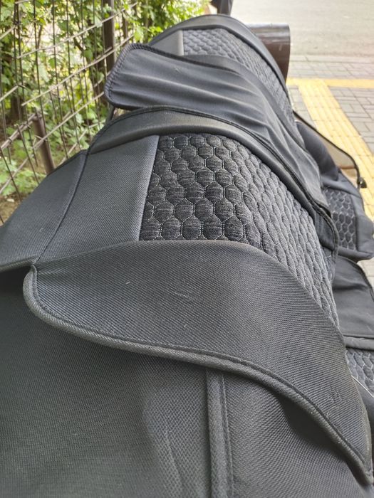 Продам авточехлы