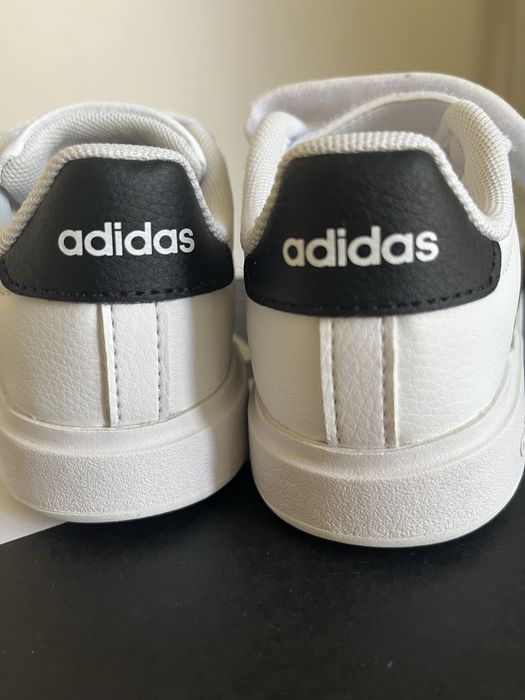 Adidasi Adidas baiat