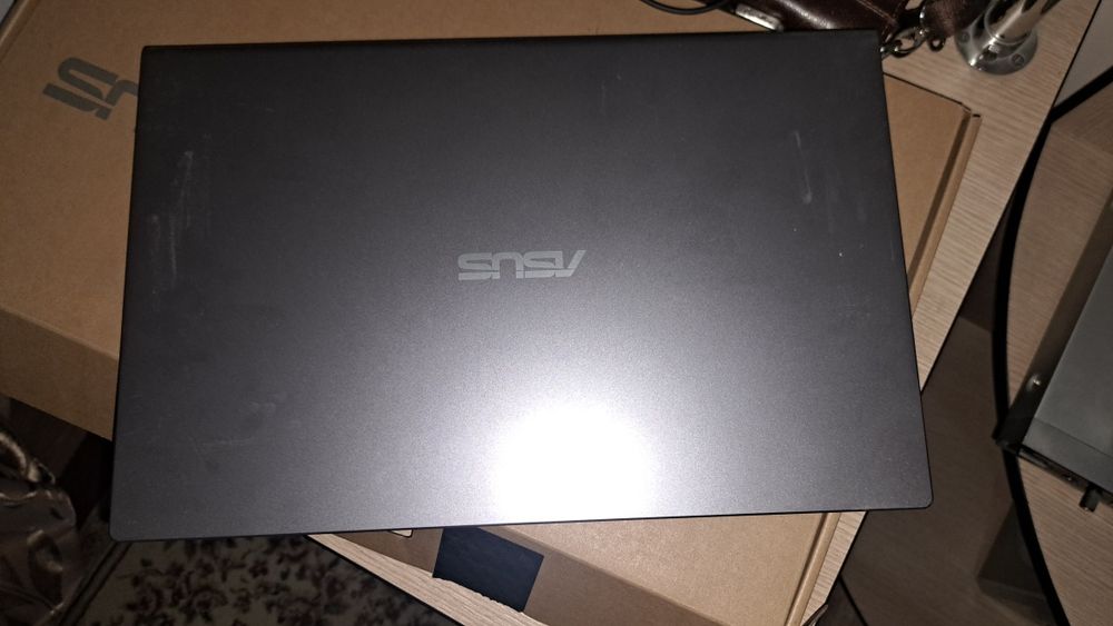 ASUS VivoBook 15 D515DA