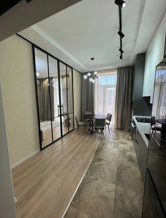 Продам квартиру новостройке Vek 2/5/8 72m2