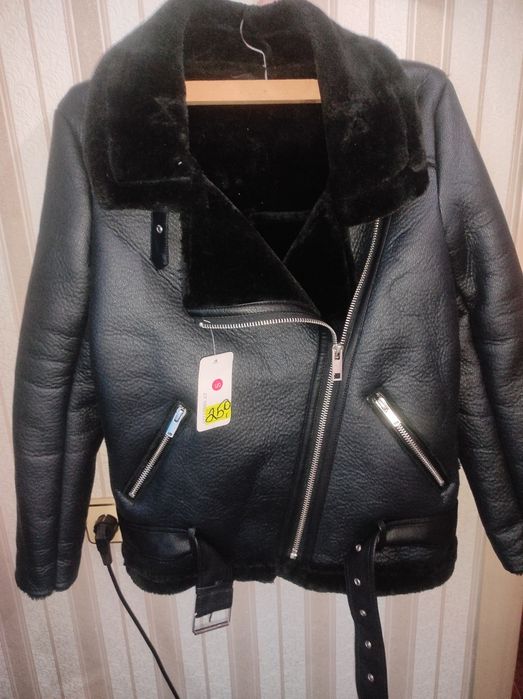 Куртка зимняя женская