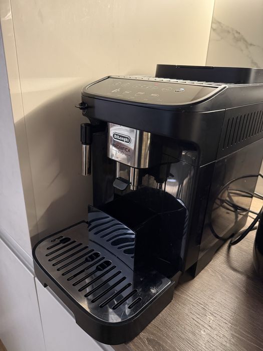 Espressor DeLonghi Magnifica Evo
