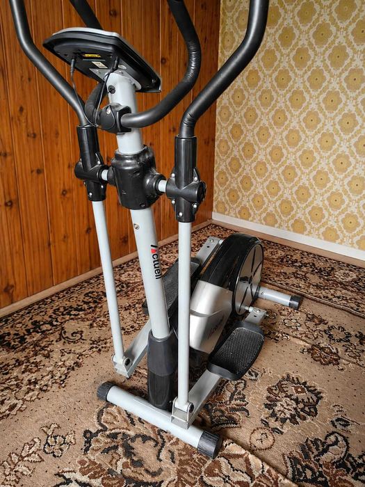 Продавам кростренажор Actuell