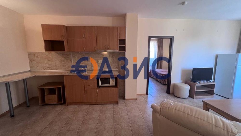 Продава се Тристаен апартамент в к.к. Слънчев бряг - 76 кв.м за 994 €/кв.м - Снимка #10