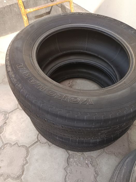 Продам  шины на Прадо