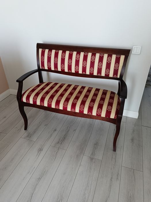 Банкетка со спинкой