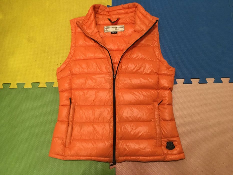 ''Dolomite''оригинален дамски пухен елек М размер