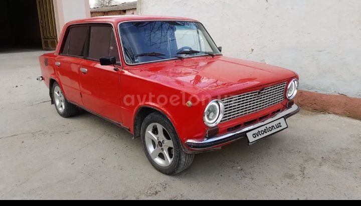 Ваз 2101
Мошина минишга таёр, пропанда
Мошина минишга т