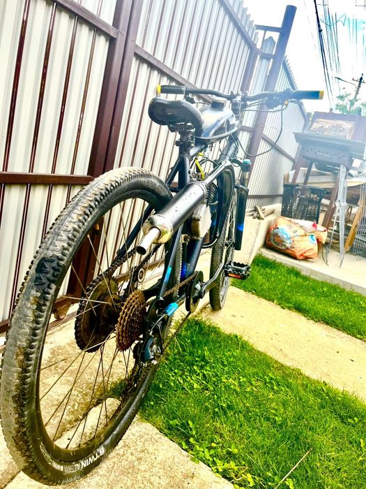 bicicleta cu motor