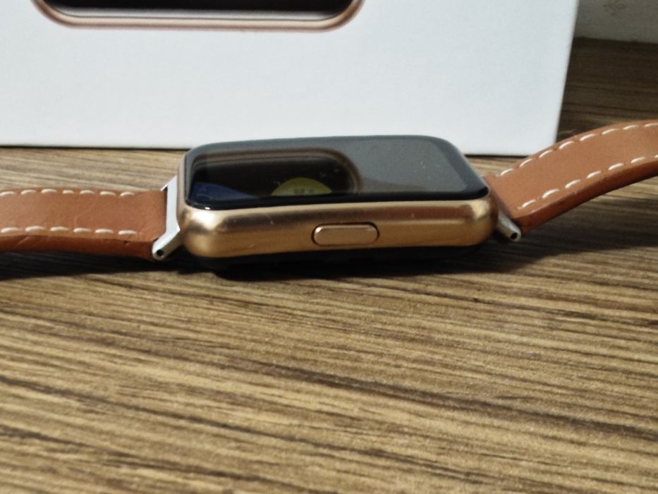 Huawei watch fit 2 смарт часовник пълен комплект