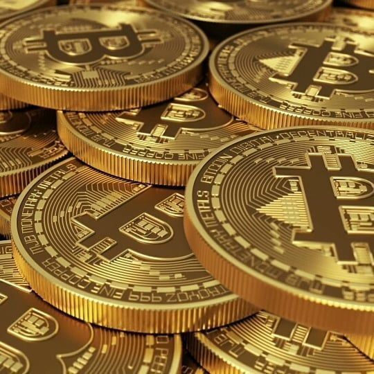 Биткоин   монета