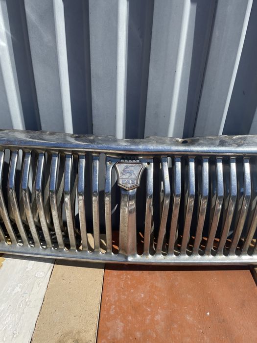 Продам решётку радиатора от волги