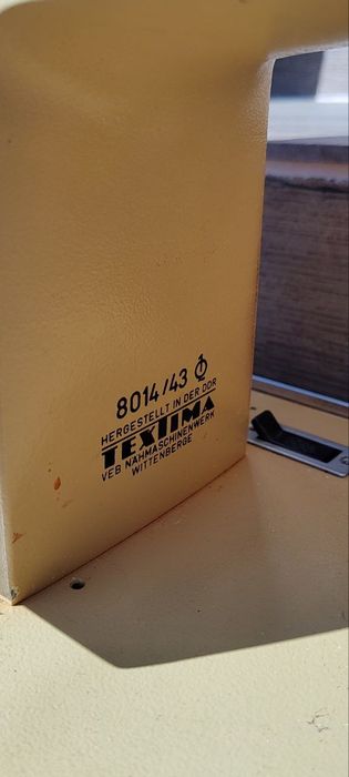 Шевна машина Veritas 8014/43