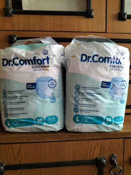 Продам подгузники трусики