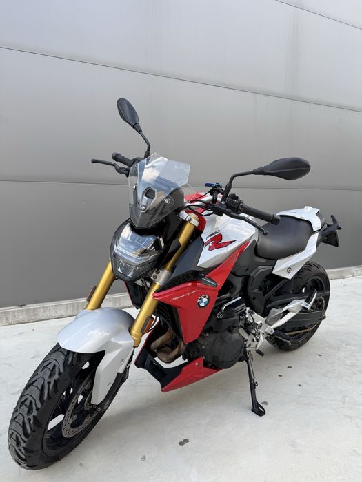 BMW F900r 2021 isi cauta un nou proprietar!
