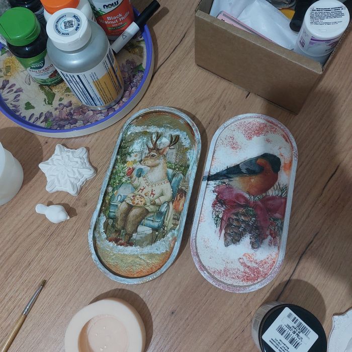 Шкатулки, сувениры, статуэтки, подносы