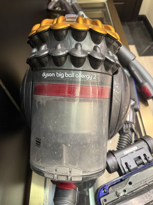 Пылесос dyson big ball allergy 2