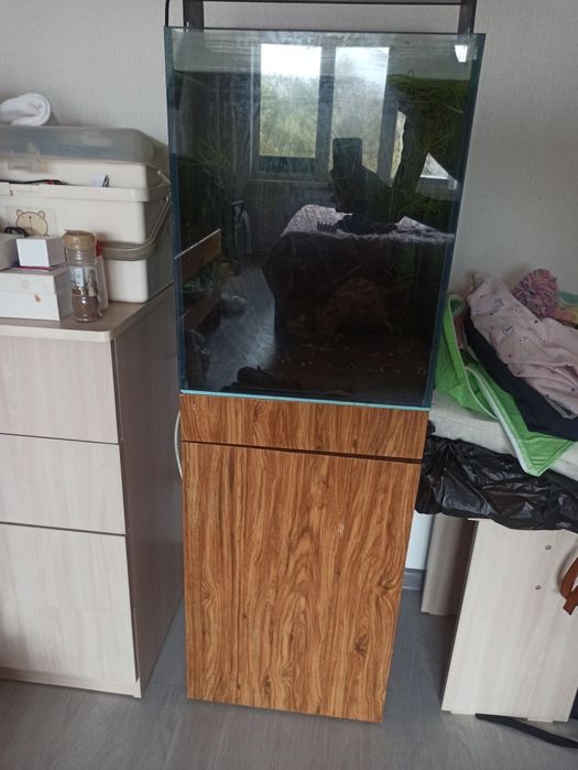 Аквариум с тумбой 80 литров