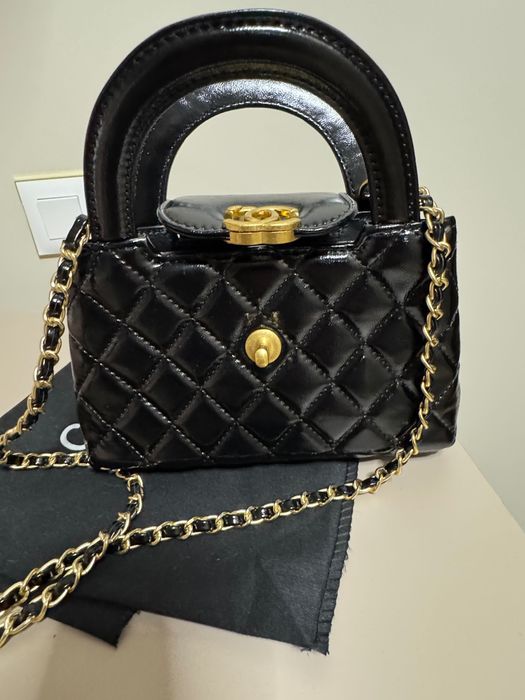 Чанта с дълга дръжка Chanel