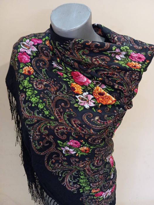 Шал в ручки стил