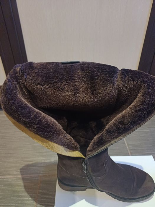 Дамски зимни ботуши